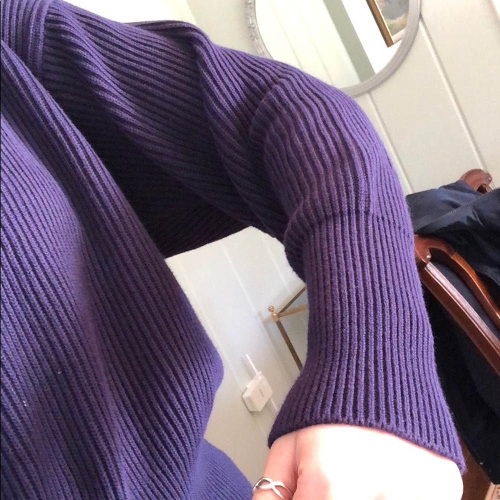 Free People sweater. Size S. Never worn with tags!